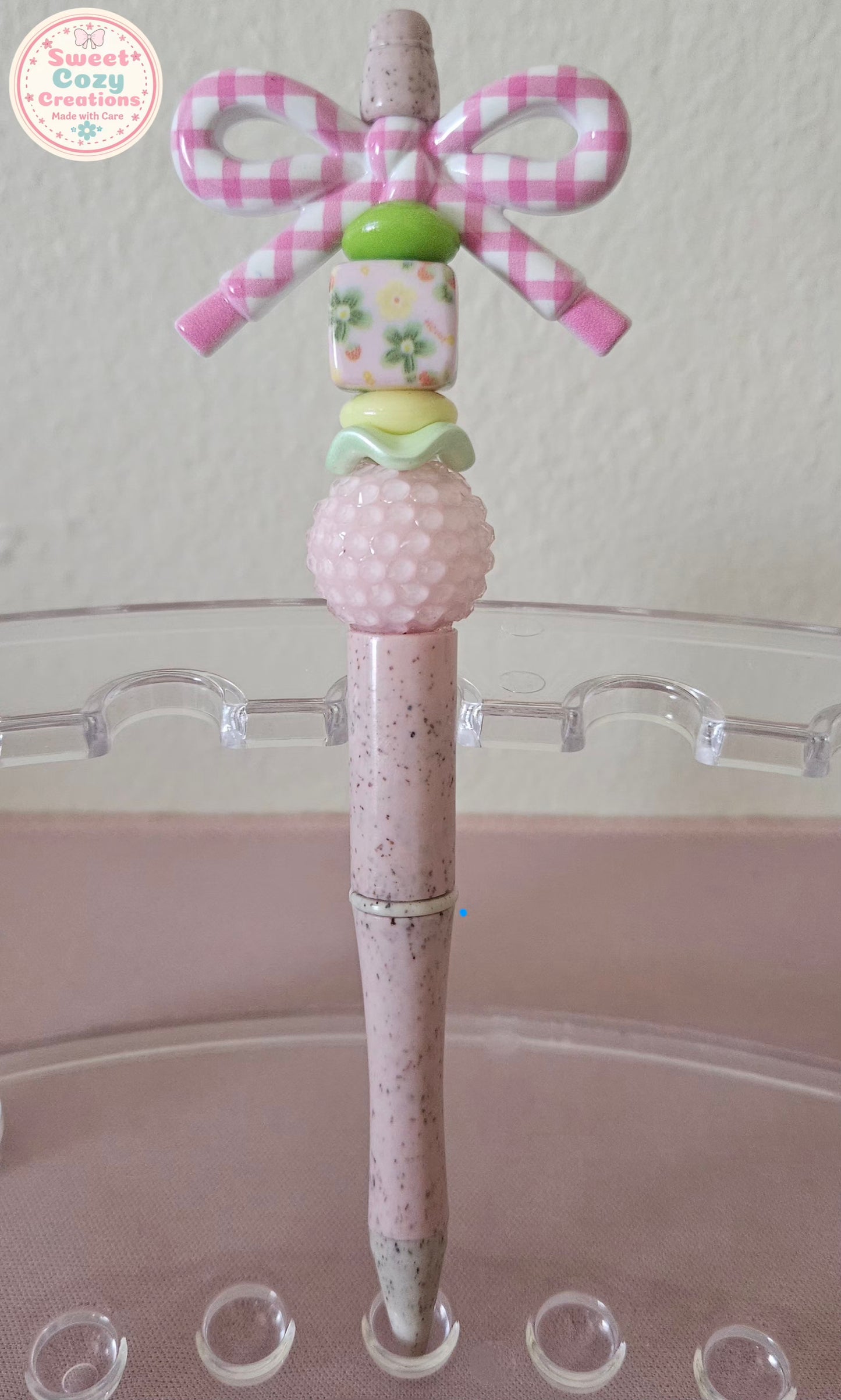 Pink Acrylic Bow Pen
