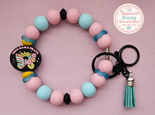 This Mama Prays with Butterfy Wristlet