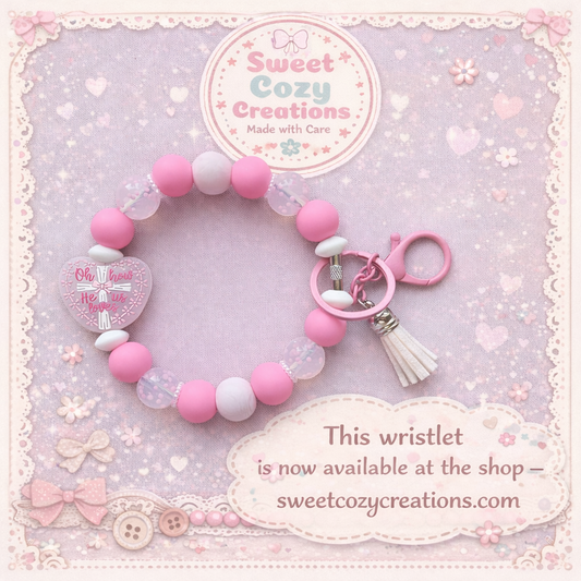 "Oh how He loves us" Wristlet